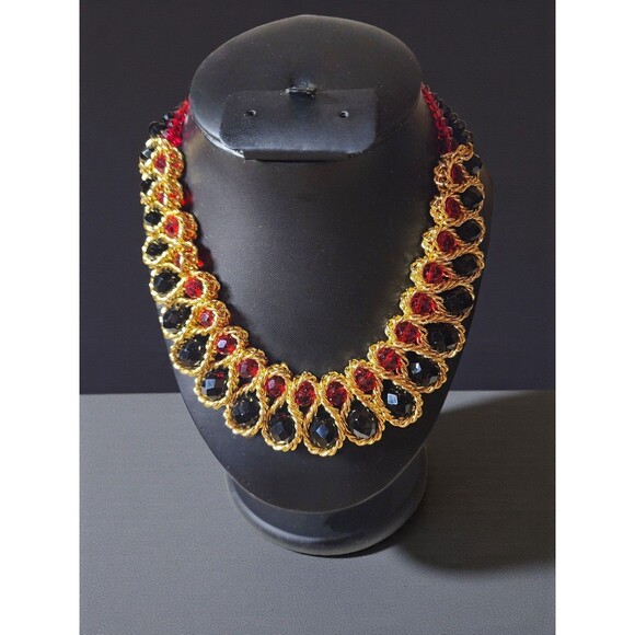 Vintage Gold Tone Statement Bib Necklace Red Black Rhinestone Teardrop 10" Drop - Picture 1 of 4